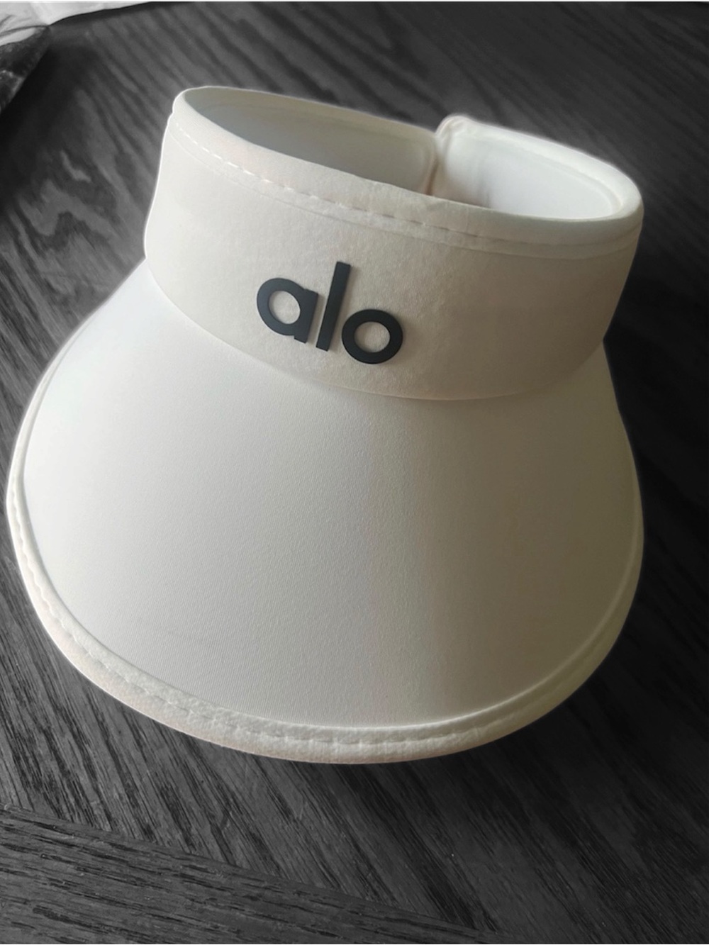 ALO Yoga Kids Cream Visor with Black Logo
